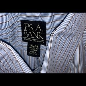 Jos A Bank Mens Travelers dress shirt